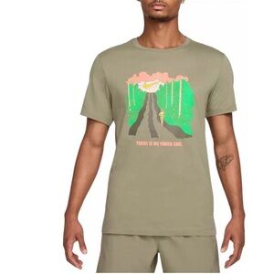 Nike Men's IYKYK Running Graphic T-Shirt Army Green Size XL 2XL New